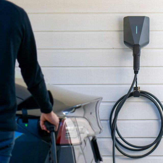 installation borne recharge Laval