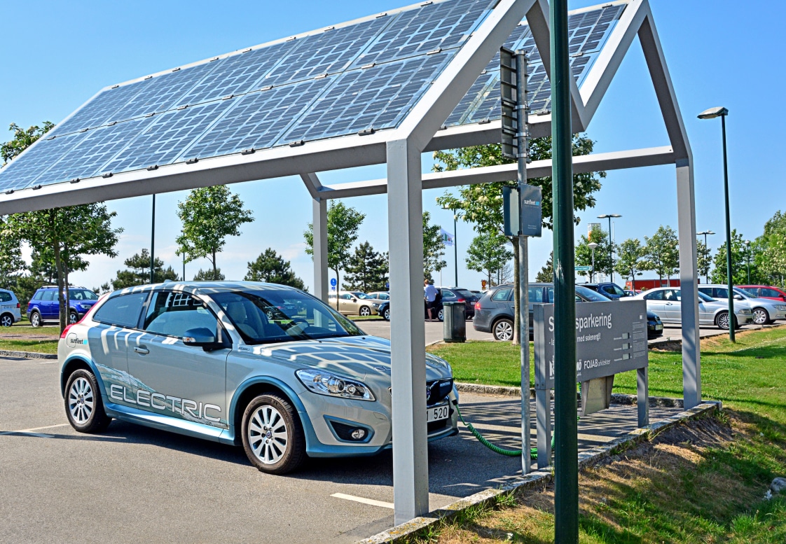charger voiture électrique solaire Québec