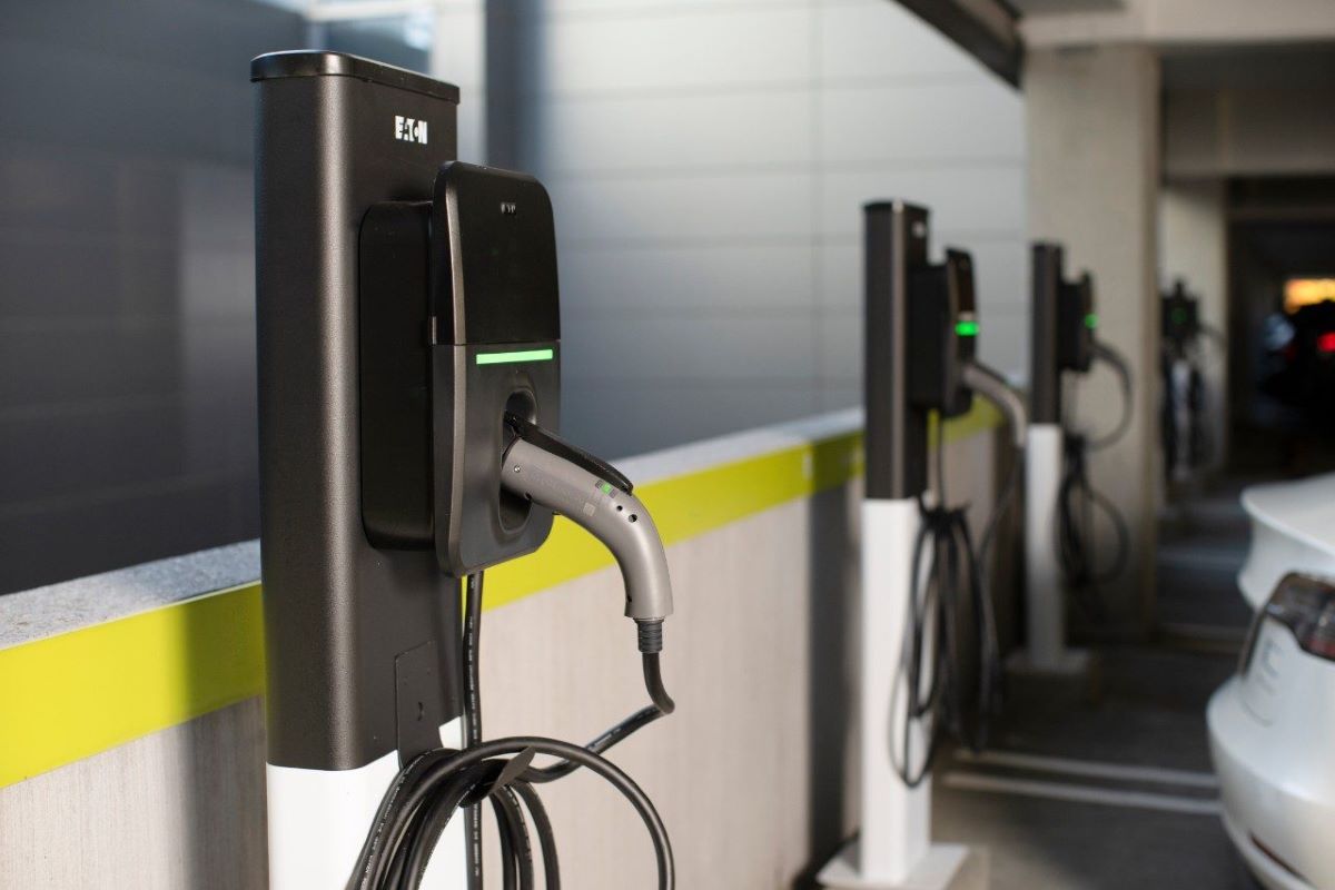 bornes recharge flottes entreprises Montréal