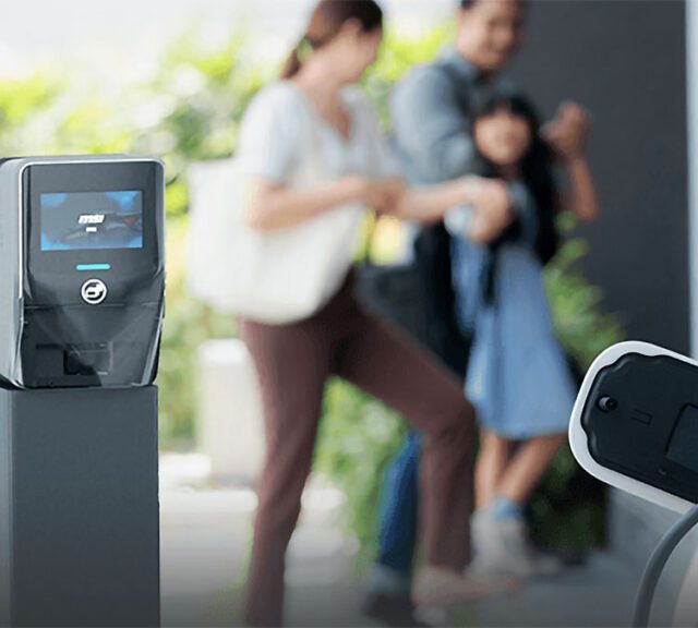 borne recharge garderie CPE Montréal