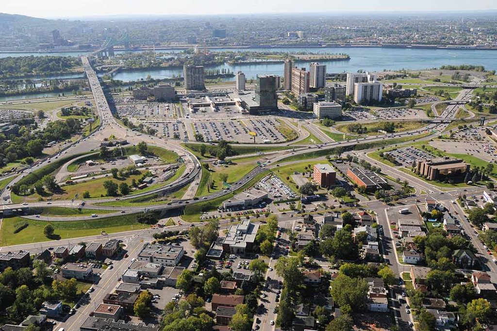Installation borne de recharge Longueuil