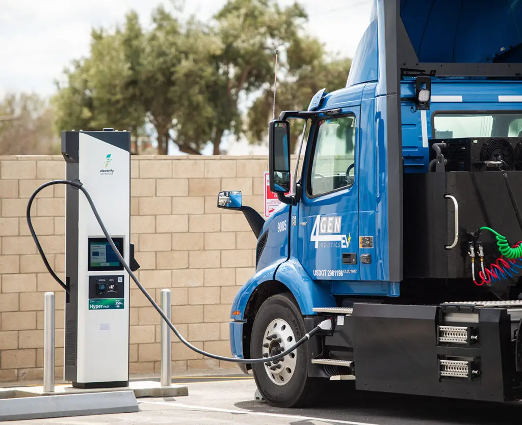 Borne Recharge Camion Lourd Montréal