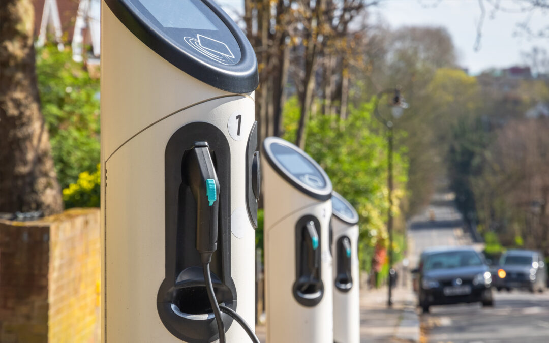 Borne Recharge Panneau 100A Montréal